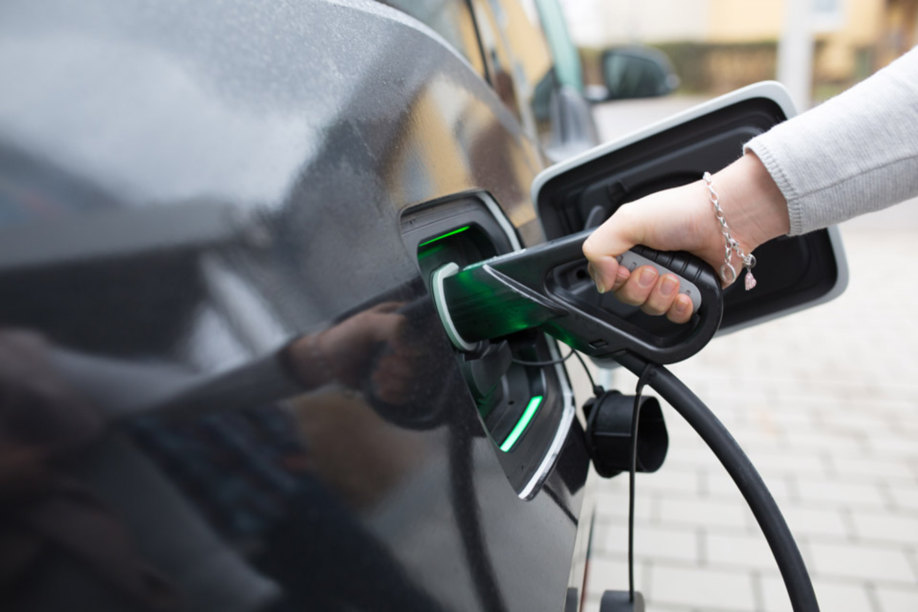 Elektro­mobilität bei Elektro Abidovic in Ulm