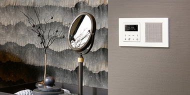 JUNG Smart Radio DAB+ bei Elektro Abidovic in Ulm