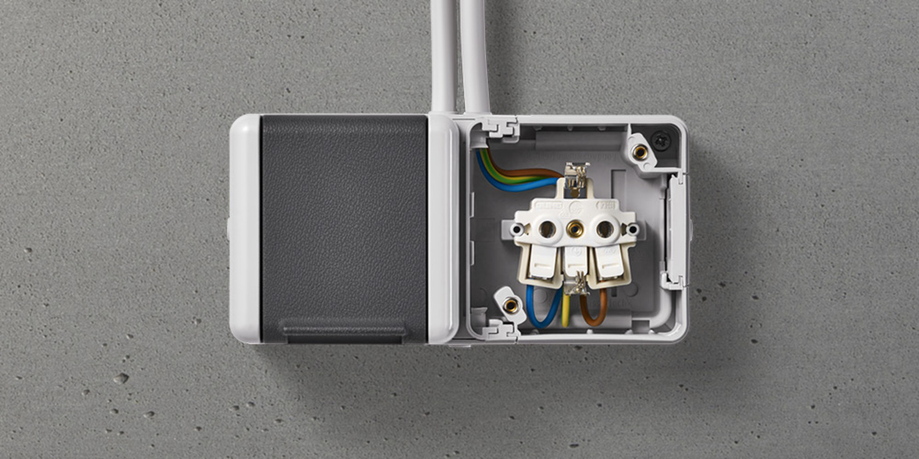 Doppelsteckdose mit Trennsteg bei Elektro Abidovic in Ulm