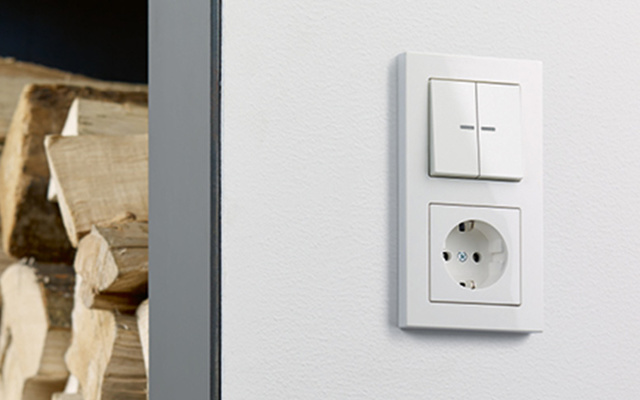 JUNG KNX Taster F 10 bei Elektro Abidovic in Ulm